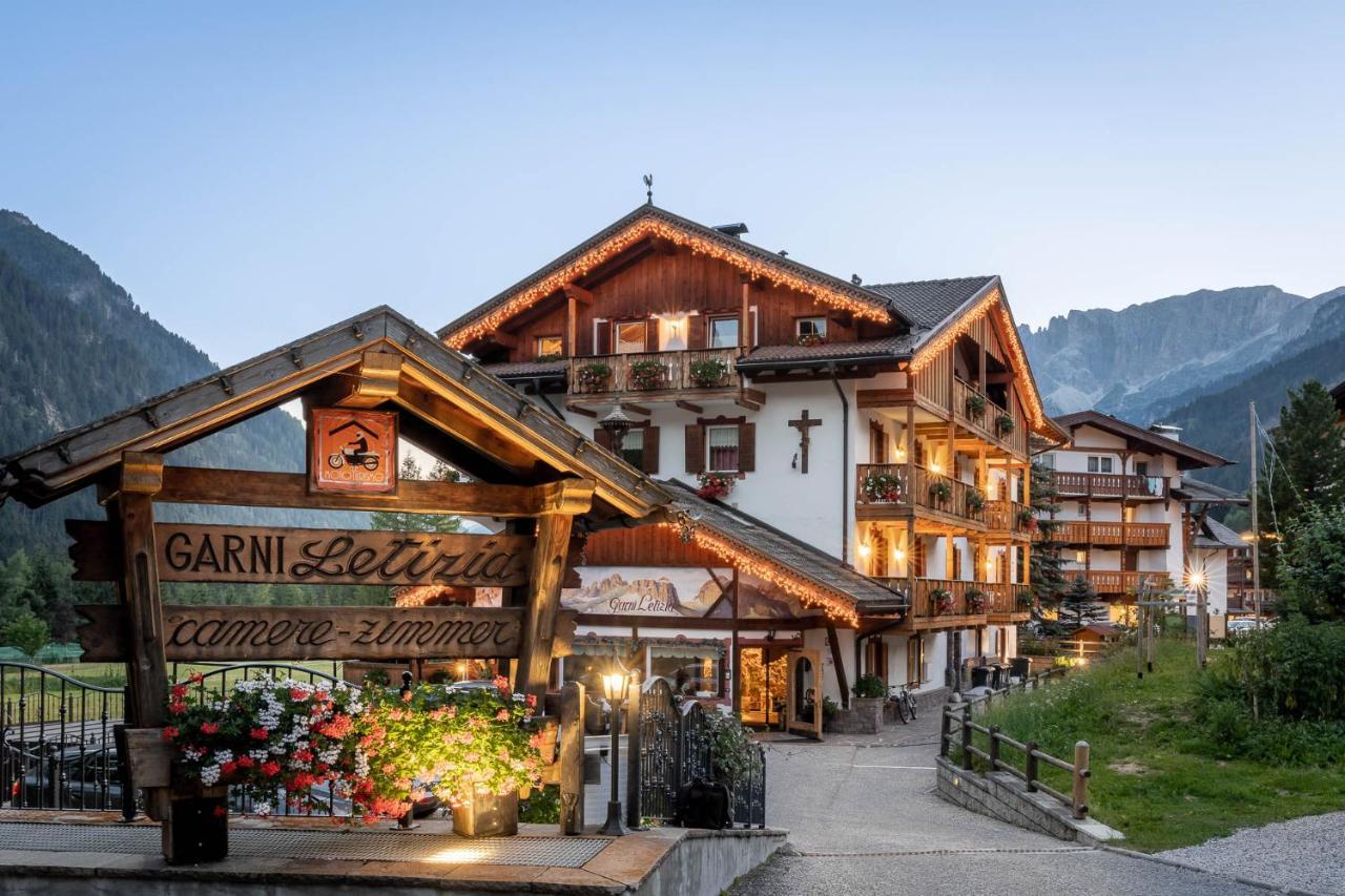 Garni Letizia Bed & Breakfast Campitello di Fassa Bagian luar foto