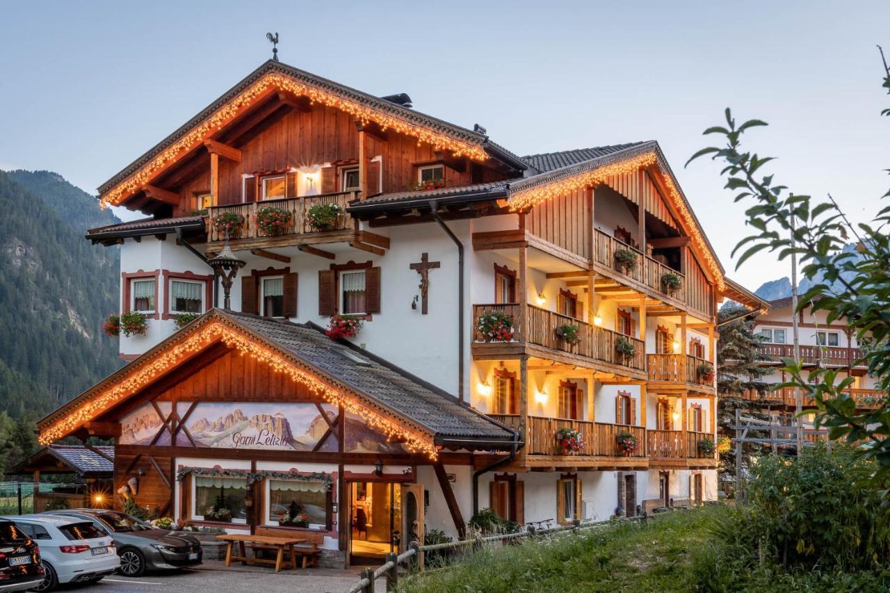 Garni Letizia Bed & Breakfast Campitello di Fassa Bagian luar foto