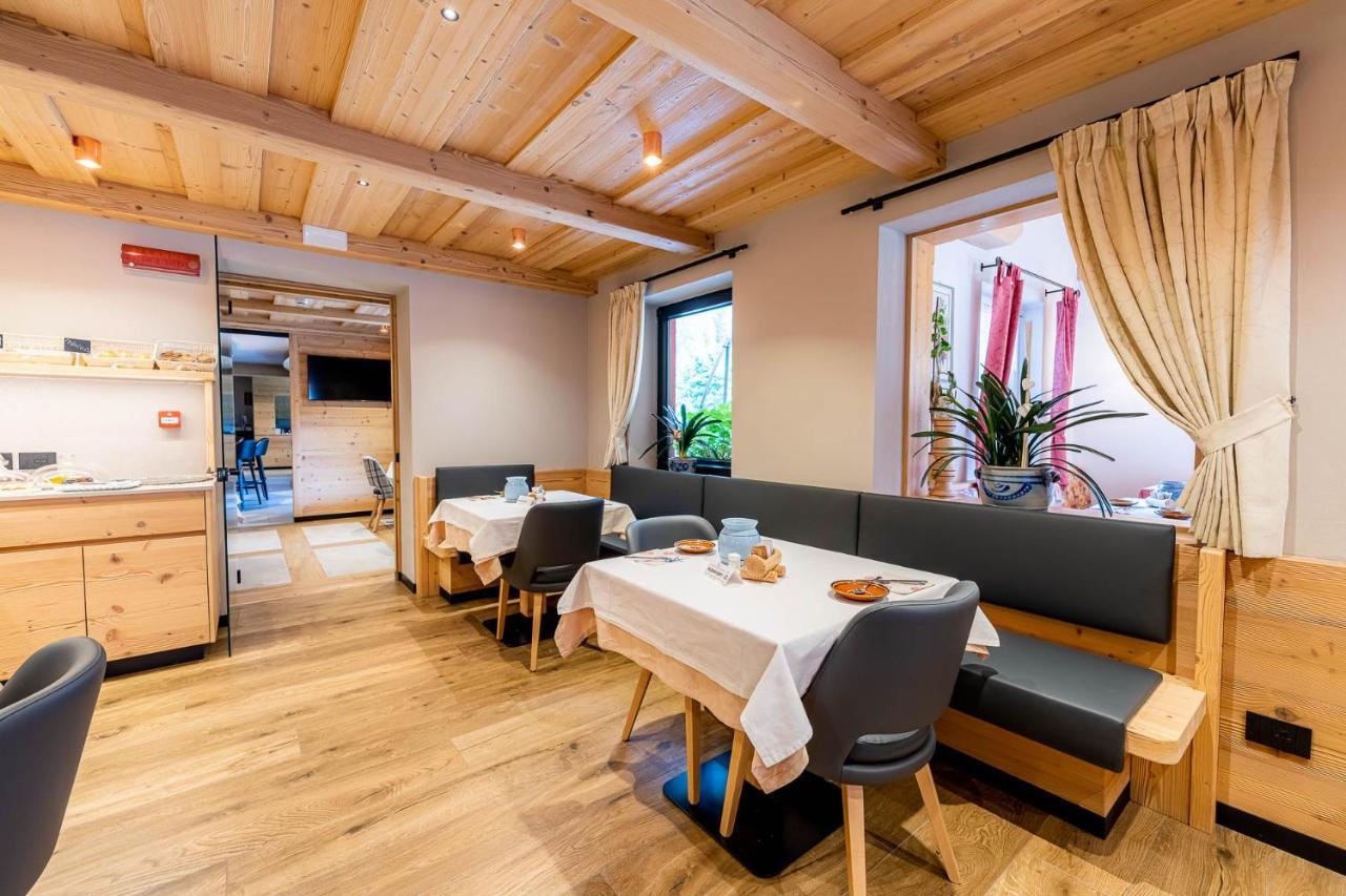 Garni Letizia Bed & Breakfast Campitello di Fassa Bagian luar foto